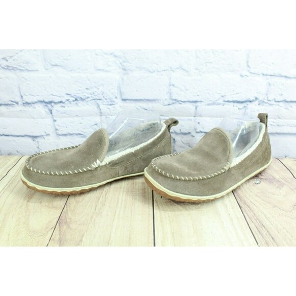 LL Bean Cement Suede Slip-On Fleece Lined Mountain Moccasin Slippers Size 8 M - Picture 2 of 9